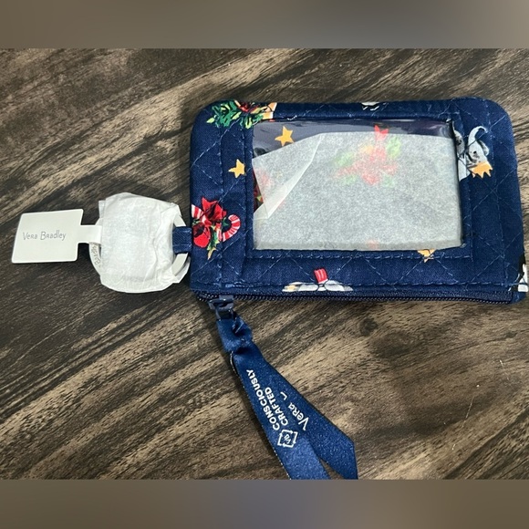 NWT-Vera Bradley Women's Cotton Zip ID Case Wallet, Snow Globe Motifs - Picture 5 of 11